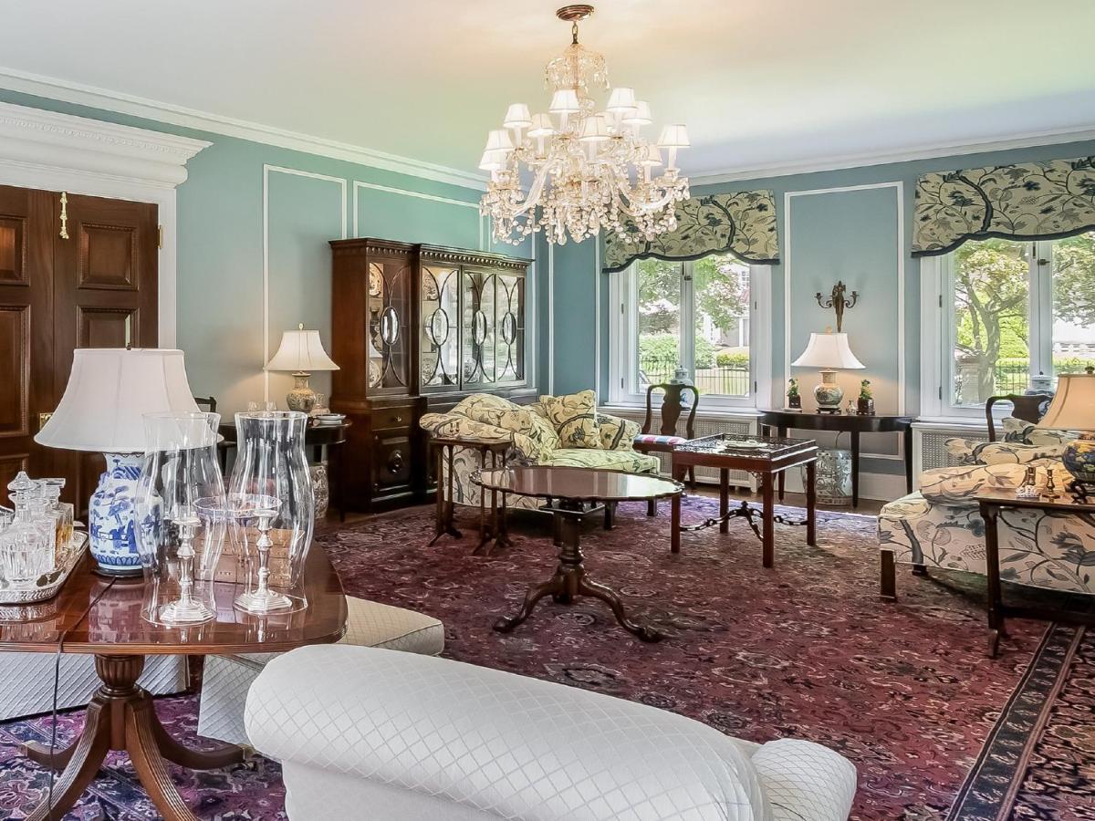 Bishops Hall (Adults Only) Oak Park Exteriör bild